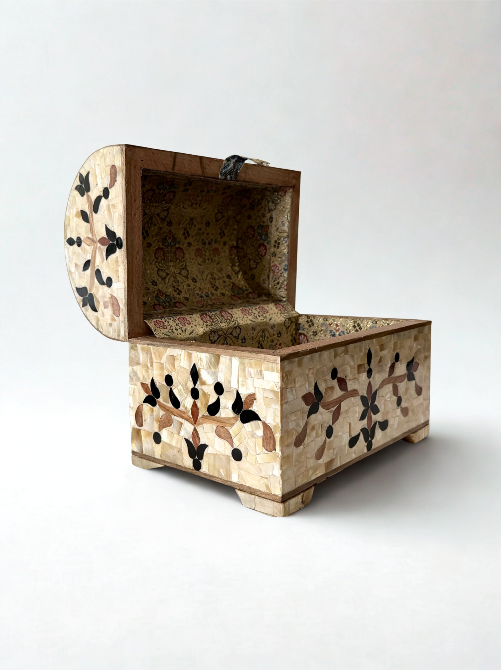 Handcrafted Beech Wood Jewelry Box with Genuine Mother of Pearl Inlay – Floral Design - Image 2